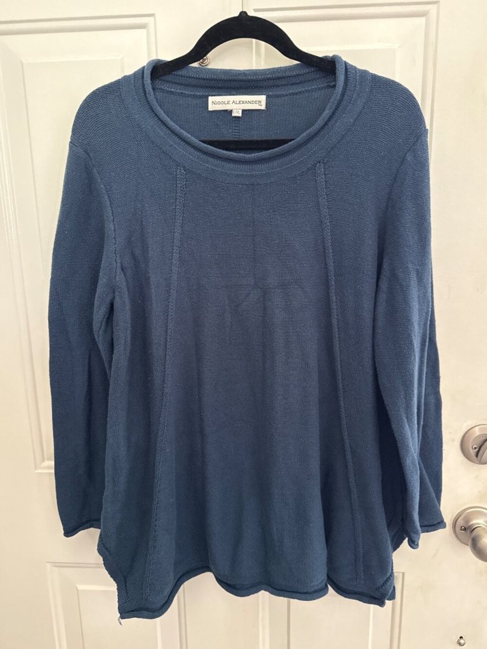 Nicole Alexander Navy  Sweater size XL